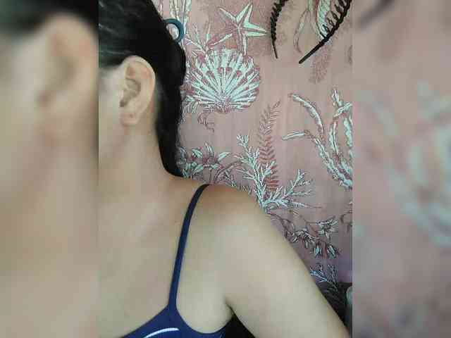 hornylittleprincess69 webcam