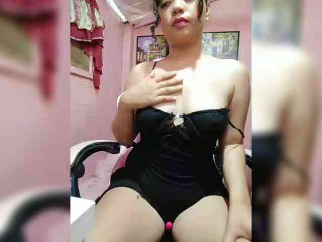 hornylittleprincess69