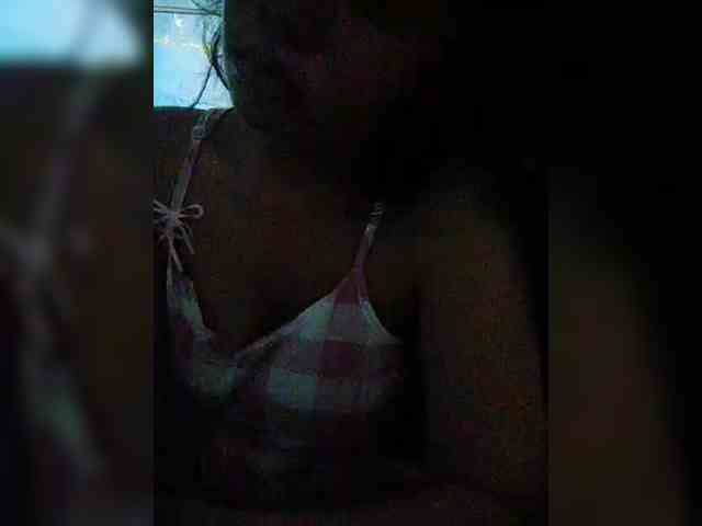 hornylittleprincess69