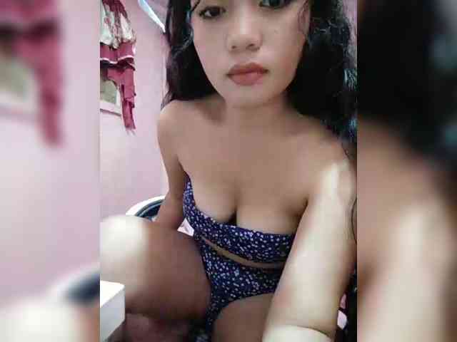 hornylittleprincess69