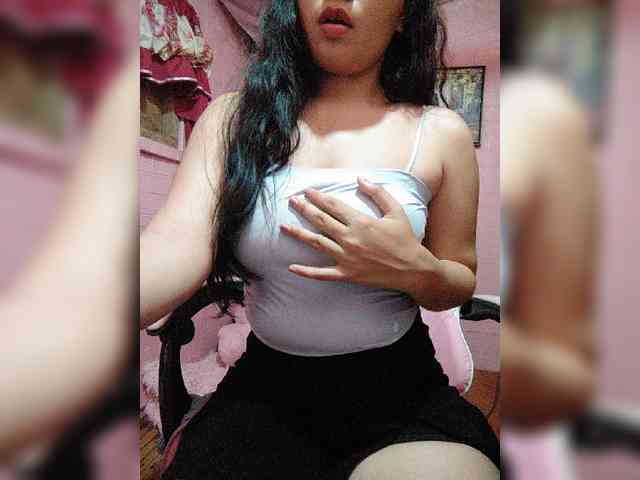 hornylittleprincess69 webcam