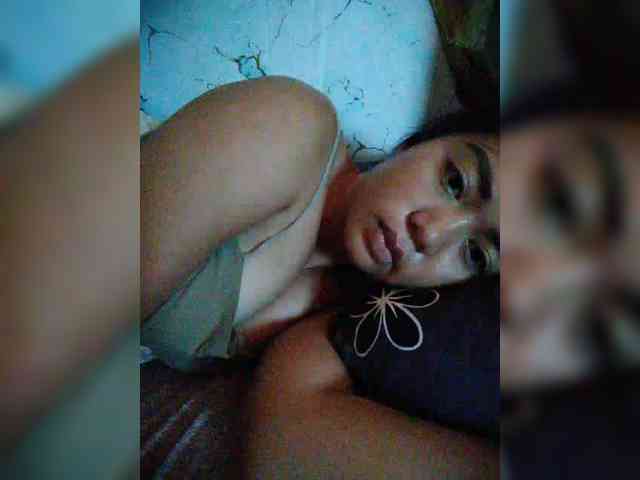 hornylittleprincess69 webcam