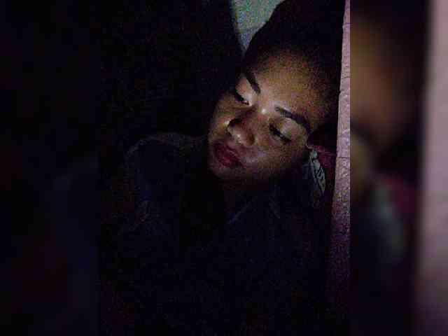 hornylittleprincess69 webcam