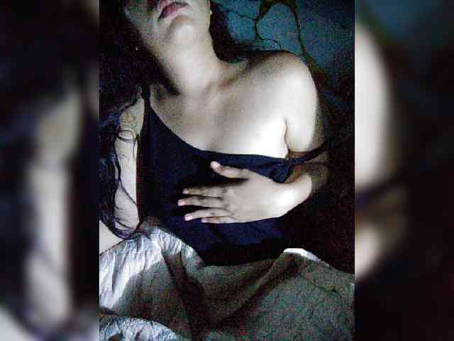 hornylittleprincess69 webcam