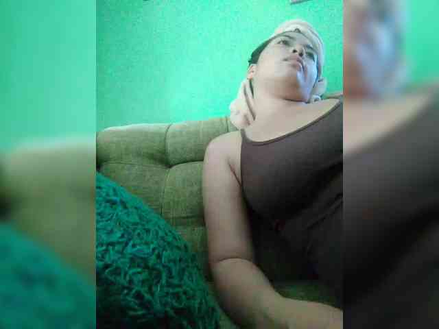 hornylittleprincess69 webcam