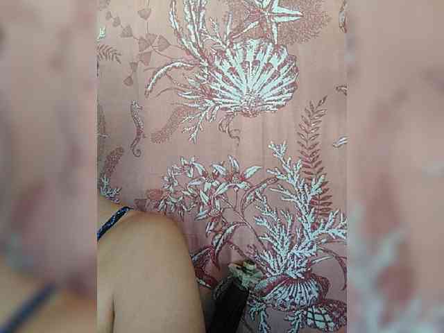 hornylittleprincess69 webcam