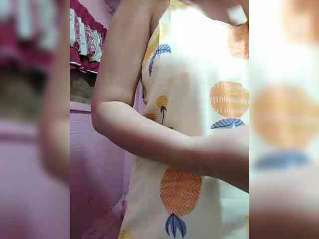 hornylittleprincess69 webcam