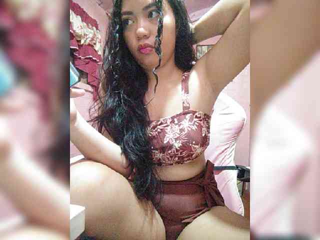 hornylittleprincess69