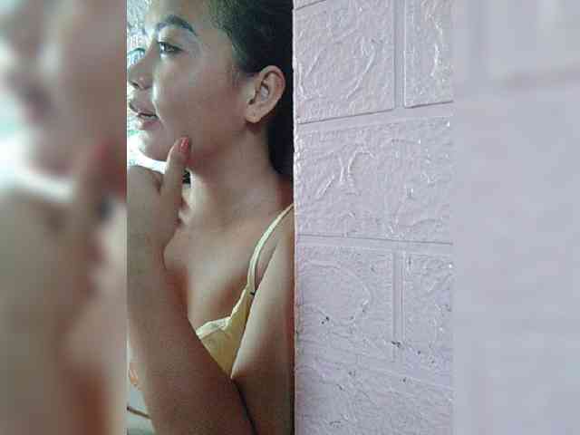 hornylittleprincess69