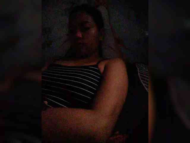 hornylittleprincess69 webcam