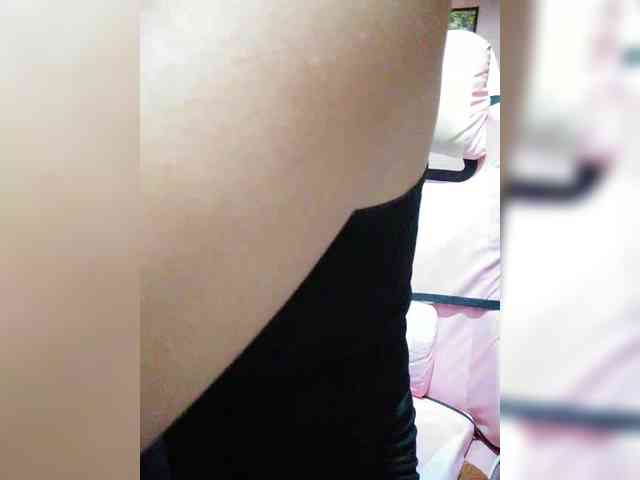 hornylittleprincess69