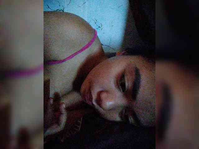 hornylittleprincess69 webcam