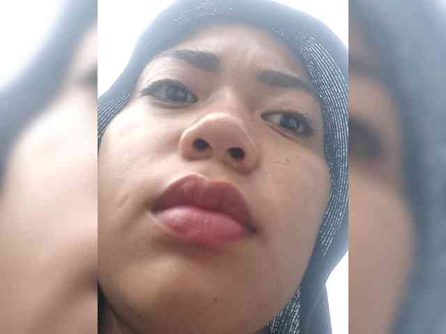 hornylittleprincess69