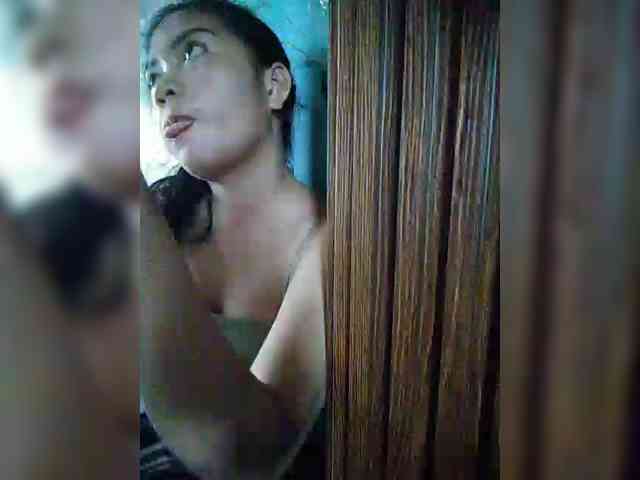 hornylittleprincess69 webcam