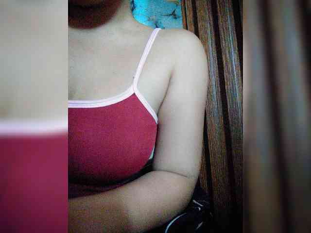 hornylittleprincess69 webcam
