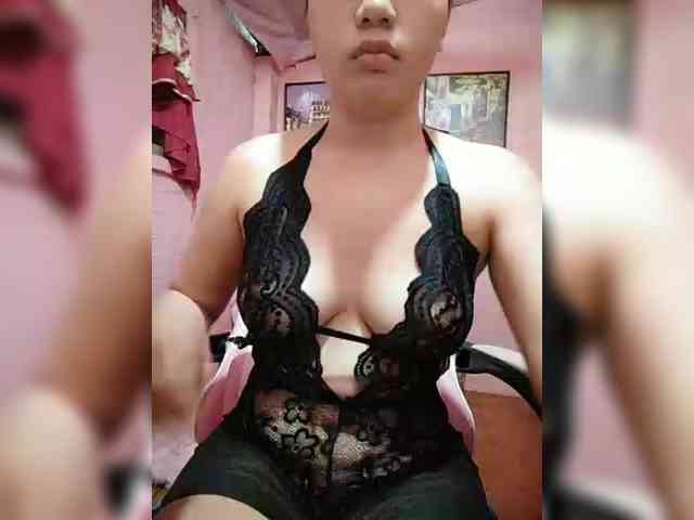 hornylittleprincess69