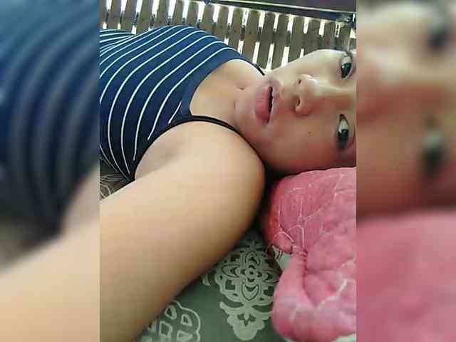 hornylittleprincess69 webcam