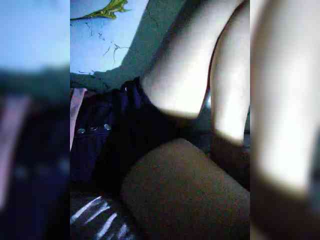 hornylittleprincess69 webcam