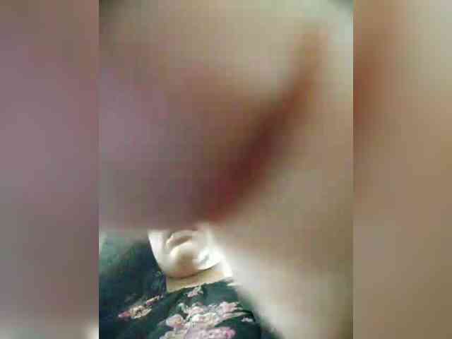 hornylittleprincess69 webcam