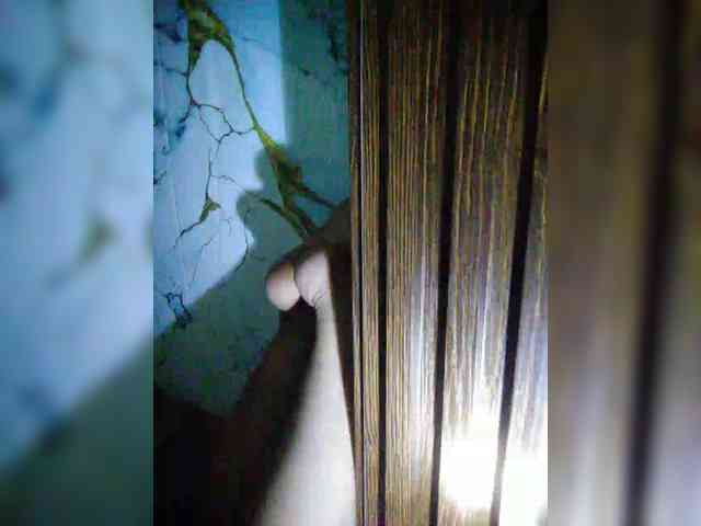 hornylittleprincess69