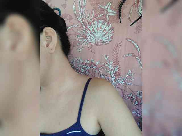 hornylittleprincess69 webcam
