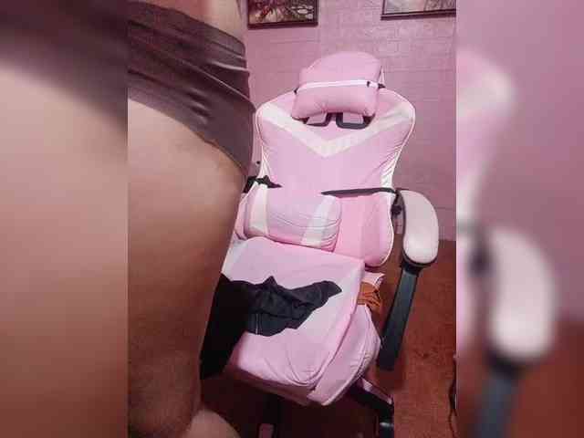 hornylittleprincess69 webcam