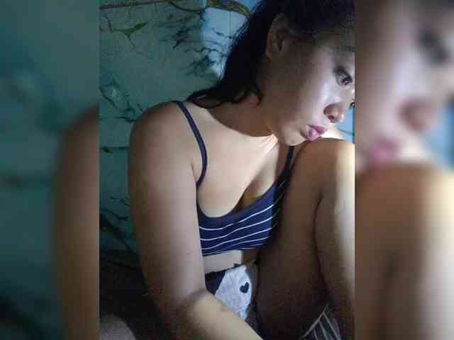 hornylittleprincess69