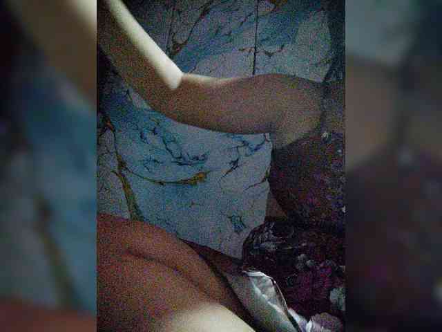 hornylittleprincess69