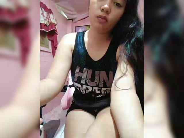 hornylittleprincess69 webcam