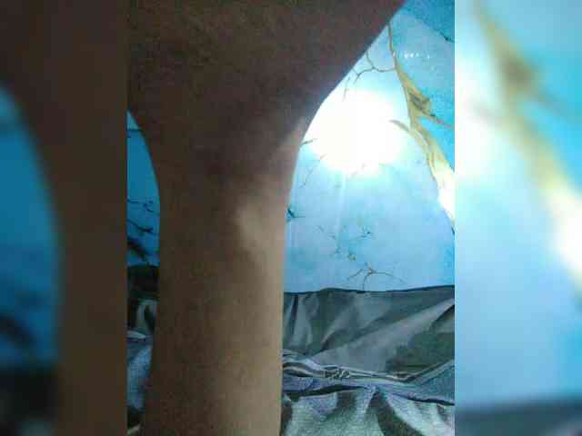 Model: hornylittleprincess69