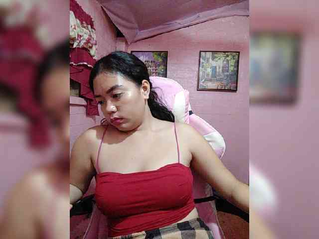 hornylittleprincess69 webcam