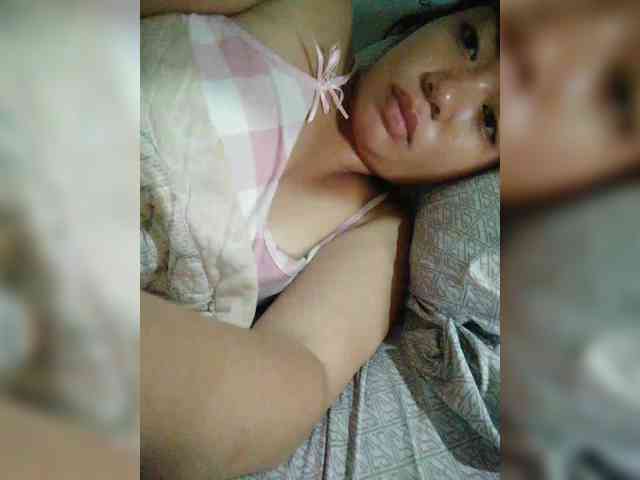 hornylittleprincess69 webcam