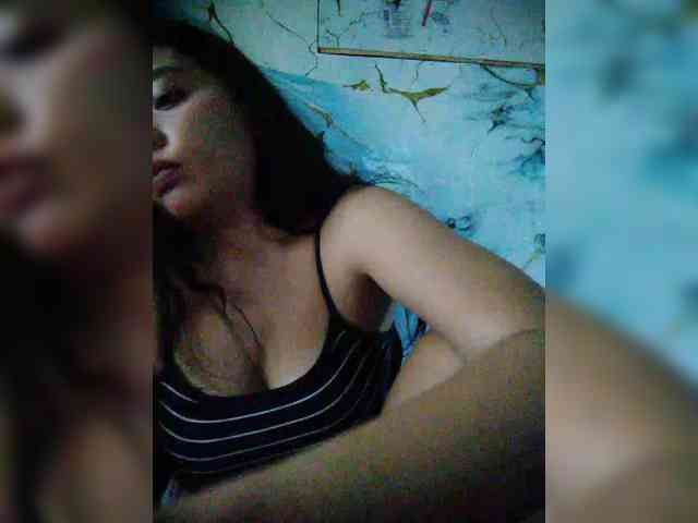 hornylittleprincess69 webcam