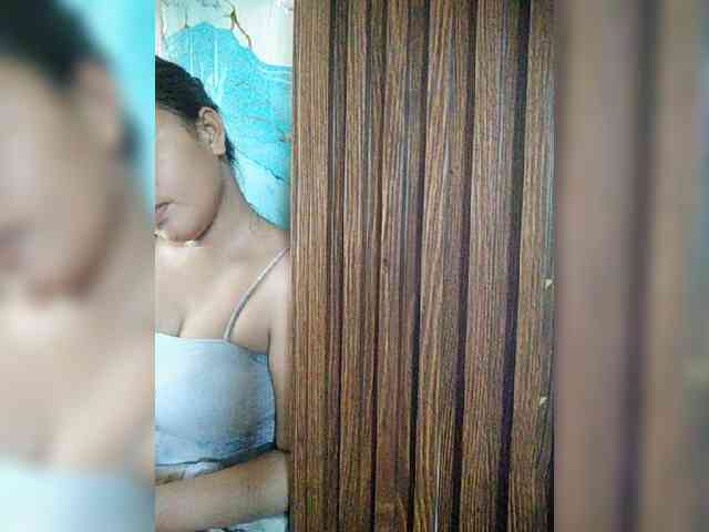 hornylittleprincess69 webcam
