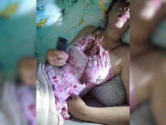 hornylittleprincess69 webcam