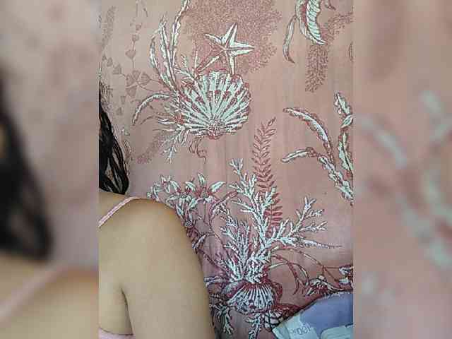 hornylittleprincess69