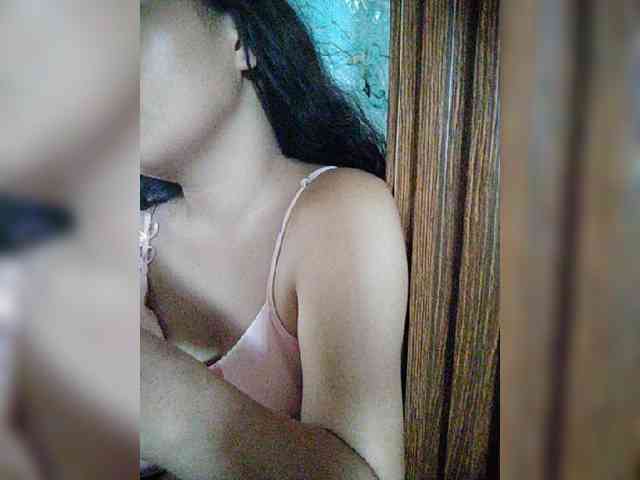 hornylittleprincess69 webcam