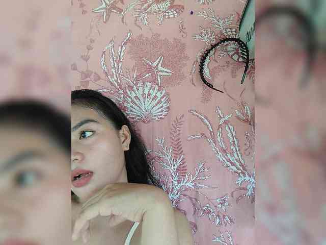 hornylittleprincess69 webcam