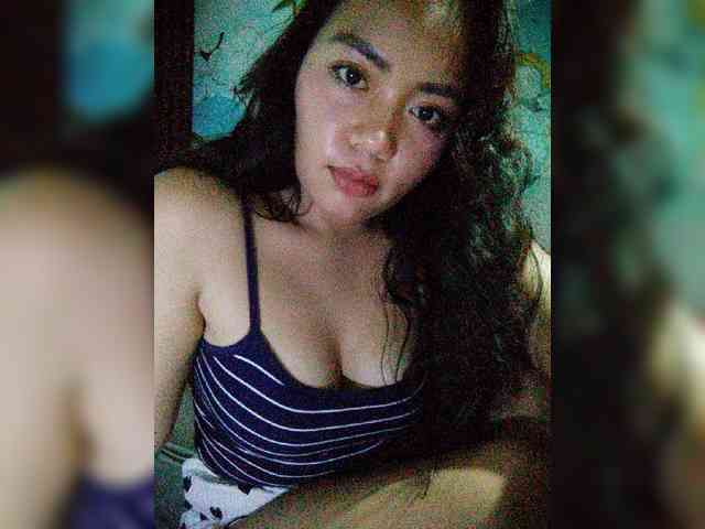 hornylittleprincess69 webcam