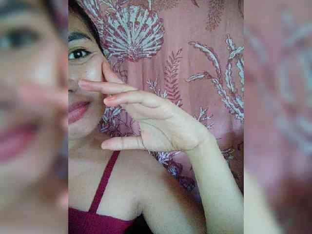 hornylittleprincess69 webcam