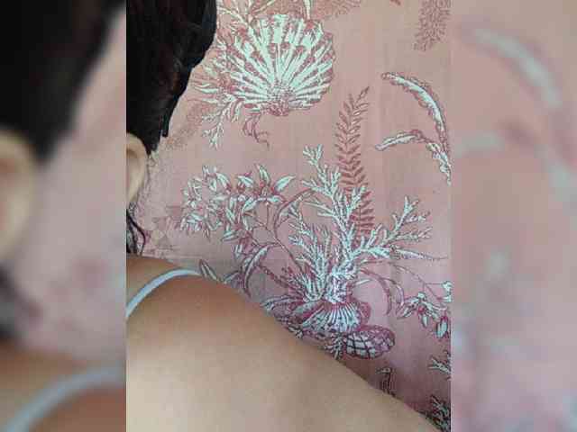 hornylittleprincess69 webcam