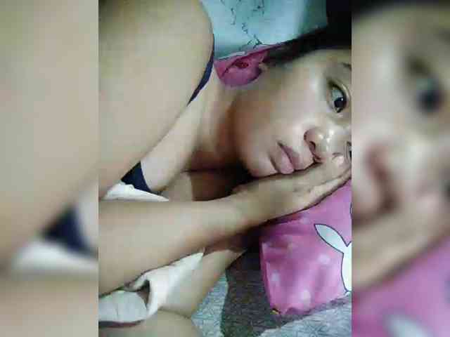 hornylittleprincess69 webcam