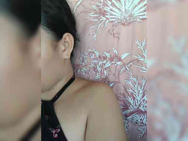 hornylittleprincess69