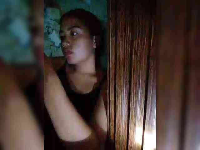 hornylittleprincess69 webcam