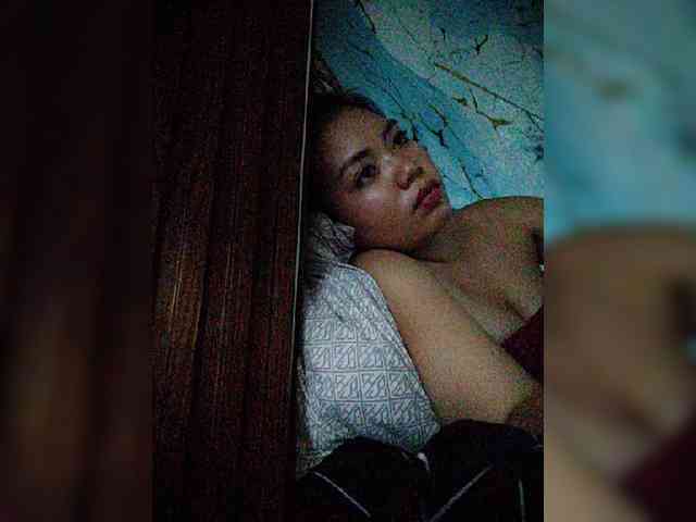 hornylittleprincess69