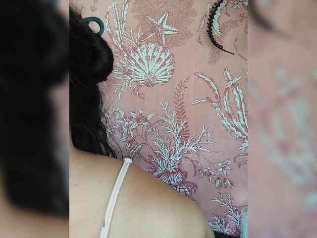 hornylittleprincess69 webcam