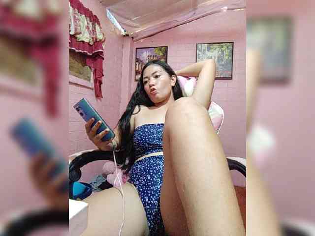 hornylittleprincess69 webcam