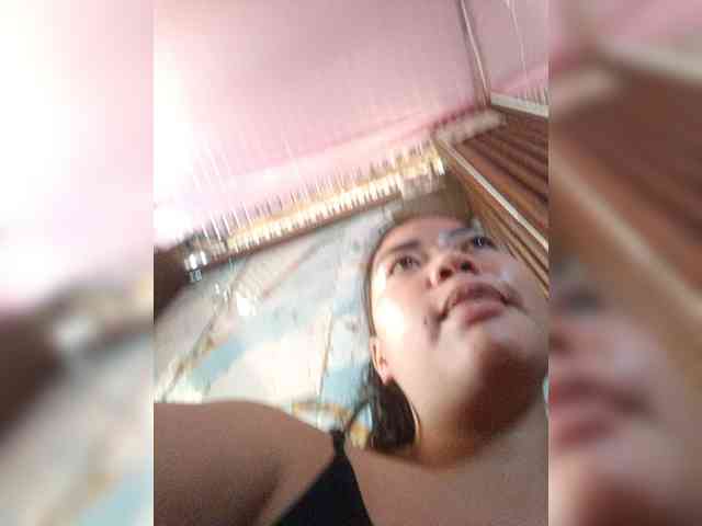 hornylittleprincess69