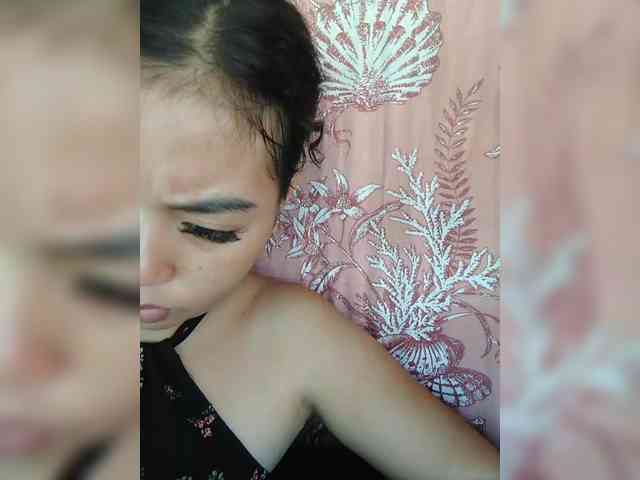 hornylittleprincess69