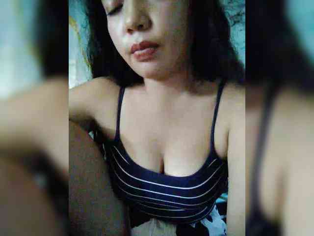 hornylittleprincess69